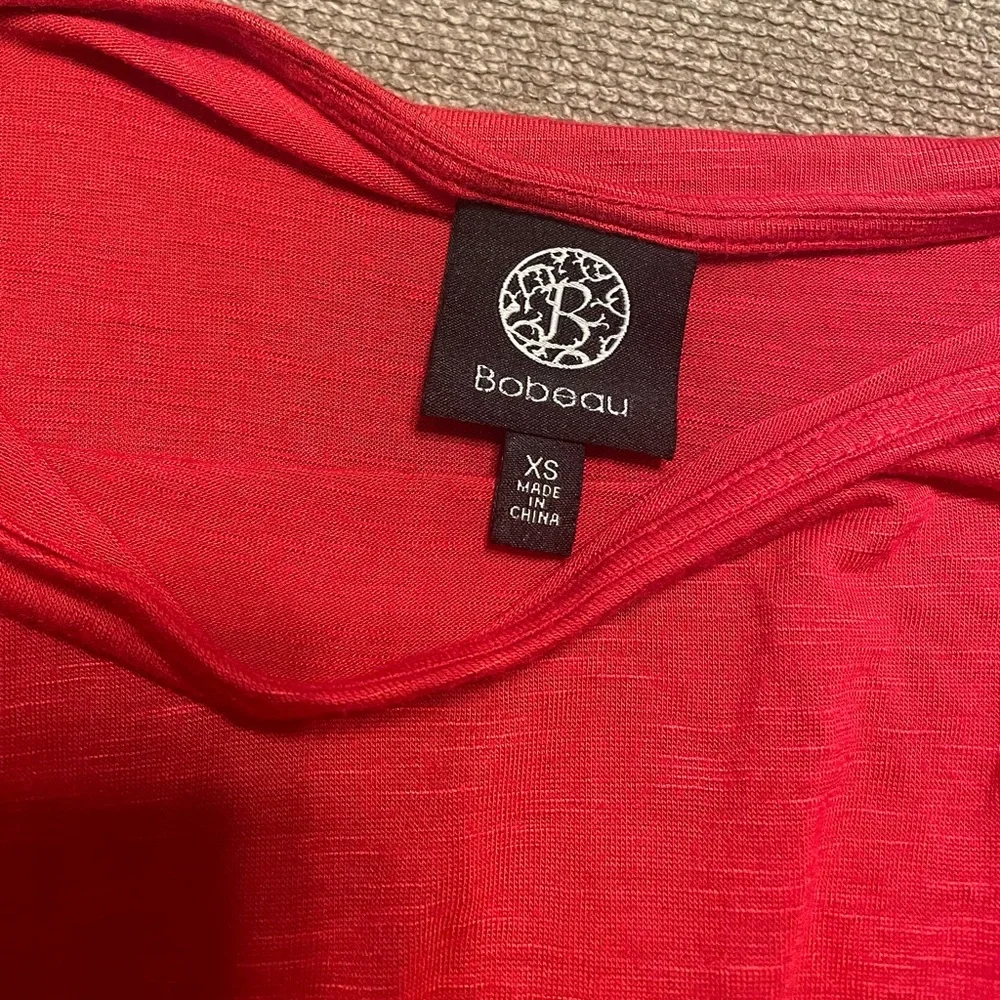 Women’s Bobeau Bright Red Short Sleeve Cinched Smocked Waist Shirt, XS